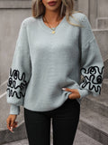 Hadi Swirl Embroidered Sleeve Knit Sweater - Grey